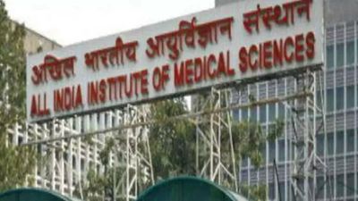 AIIMS Delhi students on stir over paramedic’s death