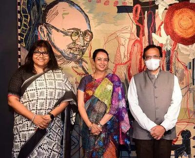 Celebrating 75 years of ‘Azadi’ through textile heritage