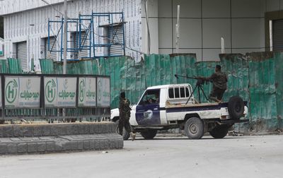Somali forces battle to end deadly hotel siege in Mogadishu
