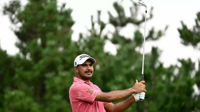 Gaganjeet Bhullar drops late shots but is still T-10 in Korea