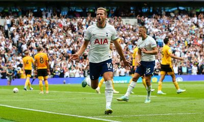 Harry Kane scores landmark 185th goal to guide Tottenham past snappy Wolves