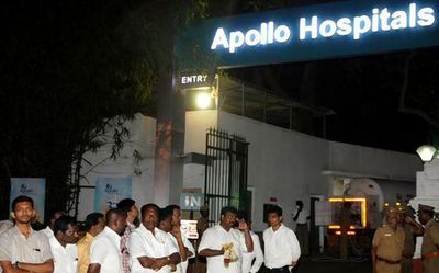 AIIMS panel gives clean chit to Apollo Hospitals on Jayalalithaa treatment