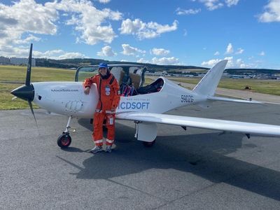 Pilot, 17, lands in UK on round the world record attempt