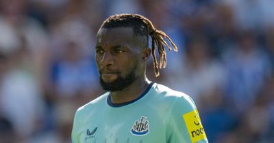 Allan Saint-Maximin gifts Newcastle United supporters toys on Metrocentre visit