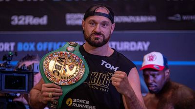 Tyson Fury Criticizes Oleksandr Usyk, Anthony Joshua Bout