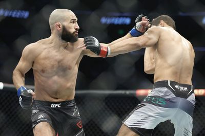 Jared Gordon def. Leonardo Santos at UFC 278: Best photos