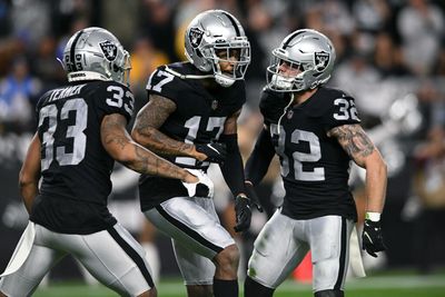 Raiders winners and losers in 15-13 victory vs. Dolphins