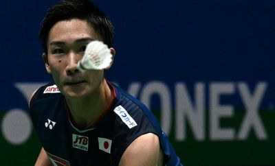 Uneasy Momota eyes third badminton world title in Tokyo