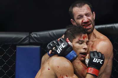 UFC 278 bonuses: Leon Edwards, no duh – but $50,000 for Luke Rockhold, too, after complaints about bonus amounts