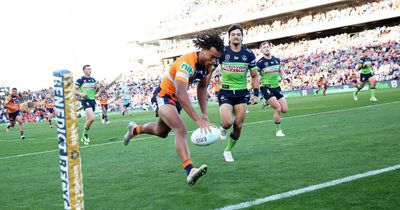 Knights falter after half-time to fall to the Raiders