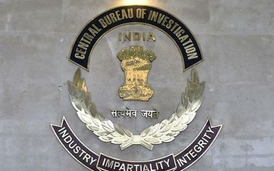 CBI arrests 2 Army men on graft charges