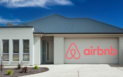 ‘Bad news for renters’: Landlords chasing big dollars with AirBnB