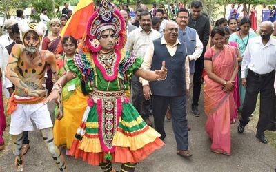 Yuvajanothsava off to a colourful start