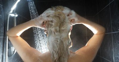Blonde shoppers snapping up £33 five-star purple shampoo for £8.50 with Amazon deal