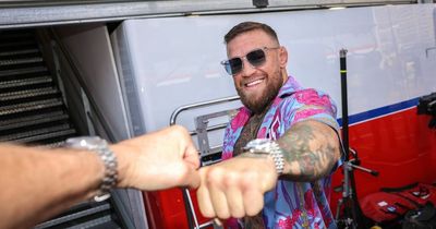 Conor McGregor told to 'put your phone down' after string of late night tweets