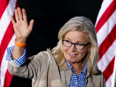 Liz Cheney says Donald Trump would be afraid to debate her in 2024