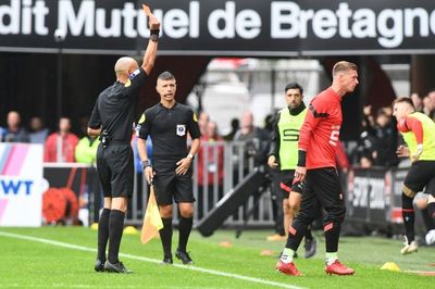 Ligue 1 sets modern red-card record as referees get tough