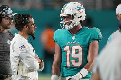 Dolphins’ winners and losers in 15-13 loss vs. Raiders