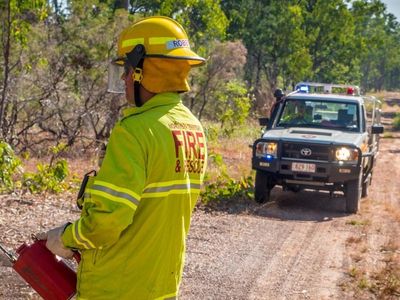Emergency warning for Darwin bushfire