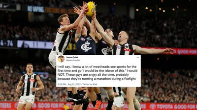 I’m Simply Obsessed With This Chicago Man Who Live-Tweeted An AFL Game Last Weekend