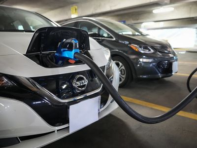 You can get a $7,500 tax credit to buy an electric car, but it's really complicated