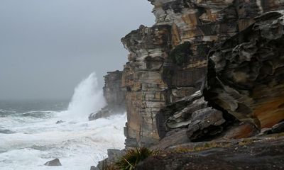 Weather tracker: strong wind and heavy rain to continue in Australia