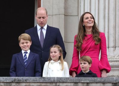 William and Kate move to FOURTH home - and this one has a 'gilded dolphin ceiling'