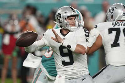 Raiders trade QB Nick Mullens to Vikings for 2024 draft pick