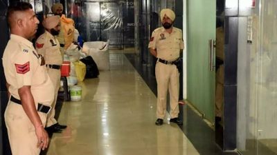 SGST Mobile wing conducts search and seizure operation on two edible oil traders in Ludhiana