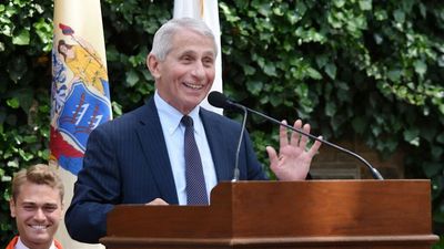 Fauci stepping down in December