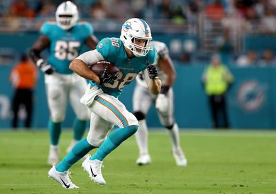 Dolphins TE Mike Gesicki is glad to play more than other starters