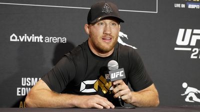 Justin Gaethje ‘100 percent confident’ that Islam Makhachev will not dominate Charles Oliveira