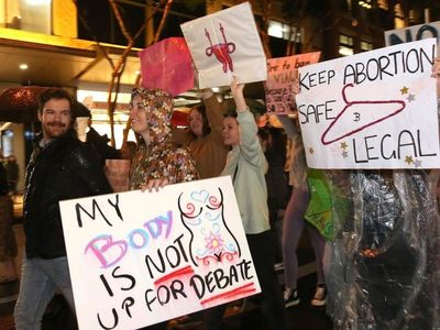Qld woman face barriers for abortions