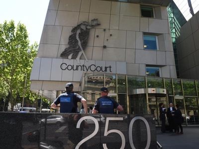Contact tracer jailed over sexual threats