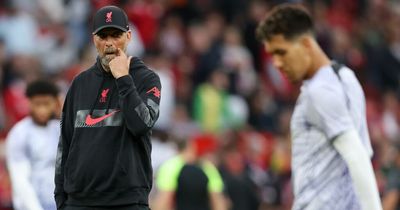 'Six thirty-somethings is too many' - National media react to 'awful' Liverpool defeat at Man United