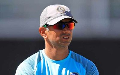 Sports: Indian team head coach Rahul Dravid tests positive for COVID-19