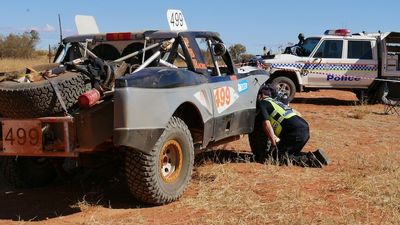 Coronial inquest hears safety measures 'lacking' at Finke Desert Race where spectator Nigel Harris was killed