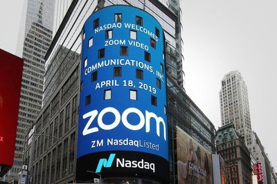Zoom Stock Tumbles As Q2 Sales Growth, Profit Outlook Disappoint Amid Changing Post-Pandemic Habits