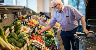 Fruit and vegetables in supermarkets may look different this year due to heatwave, farmers warn