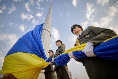 Ukraine vows ‘powerful’ response to any Independence Day attacks