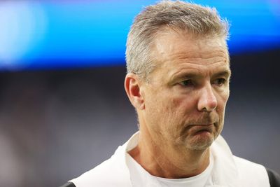 Urban Meyer being rehired by Fox Sports is an absolute joke