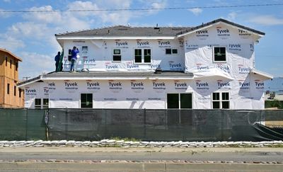 US new home sales fall to six-year low