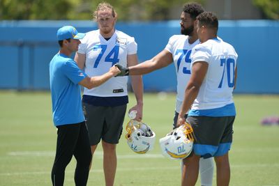 Chargers’ Trey Pipkins separating himself in right tackle competition