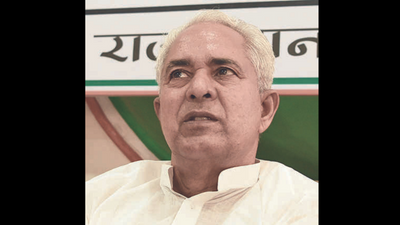 Rajasthan health minister Parsadi Lal Meena unhappy over slow work of 4 medical colleges