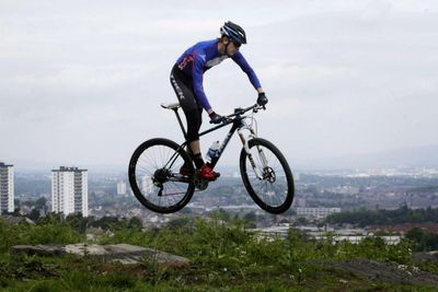 Scottish mountain biker Rab Wardell dies aged 37 after winning Scottish title