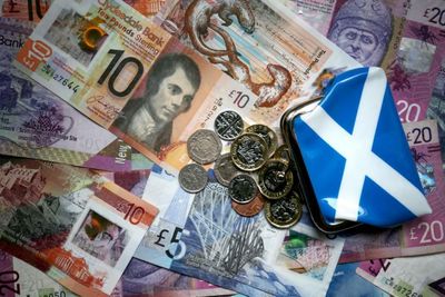 GERS figures show 'huge fall' in Scotland's deficit