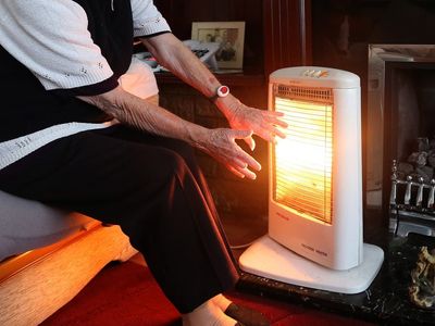 £110bn needed to cover energy bill rises over next year, study finds