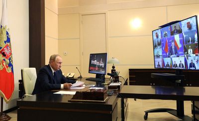 Putin says forest fires could worsen in European Russia, Far East