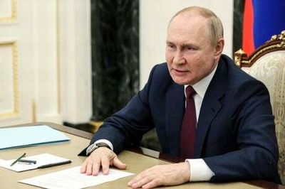 Britons must endure ‘short-term pain’ of energy bills so Putin is defeated, minister warns