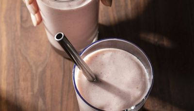 Menu Planner: Kids will love strawberry-banana smoothies